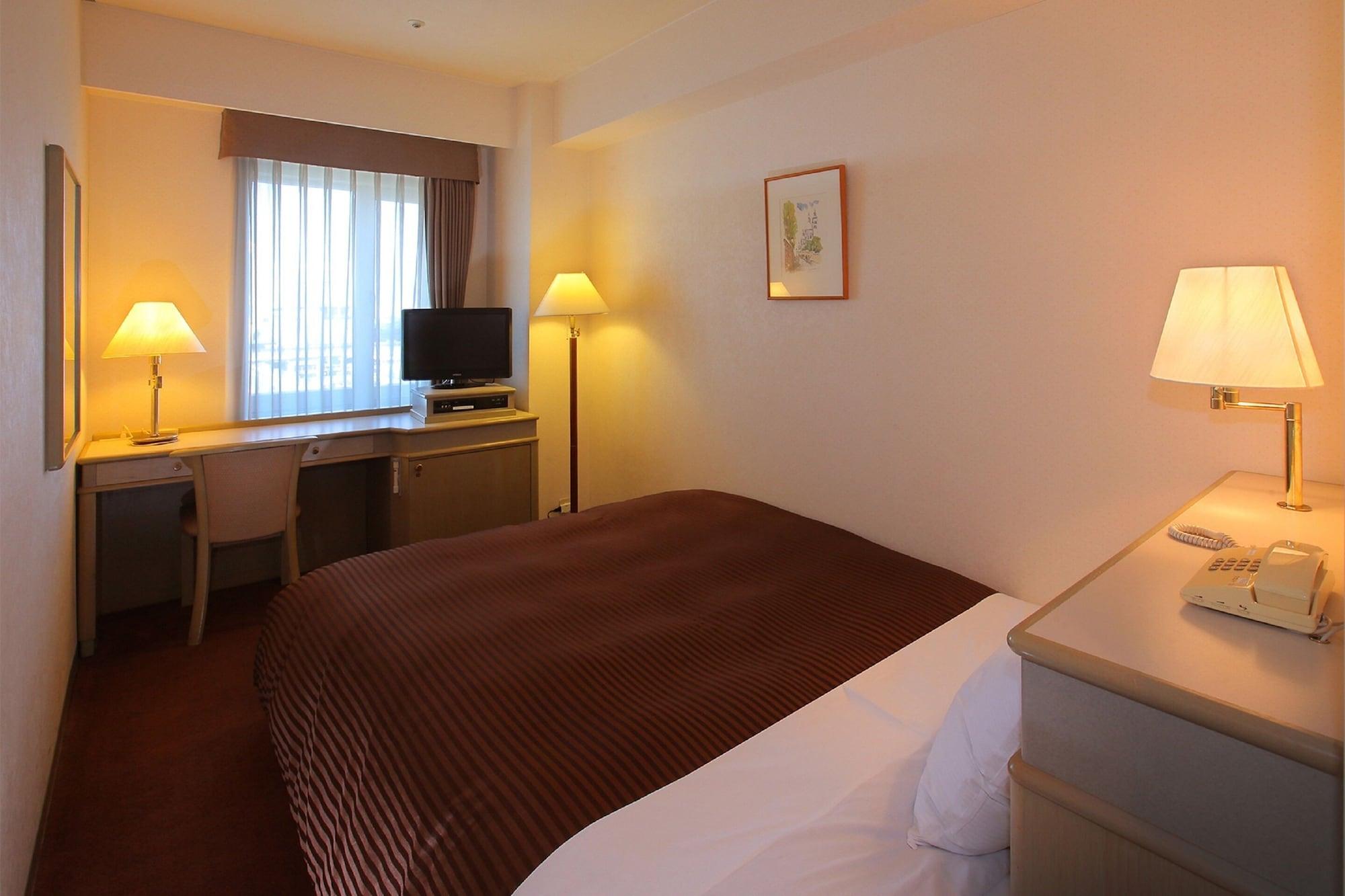 Hotel Green Tower Makuhari Тиба Экстерьер фото